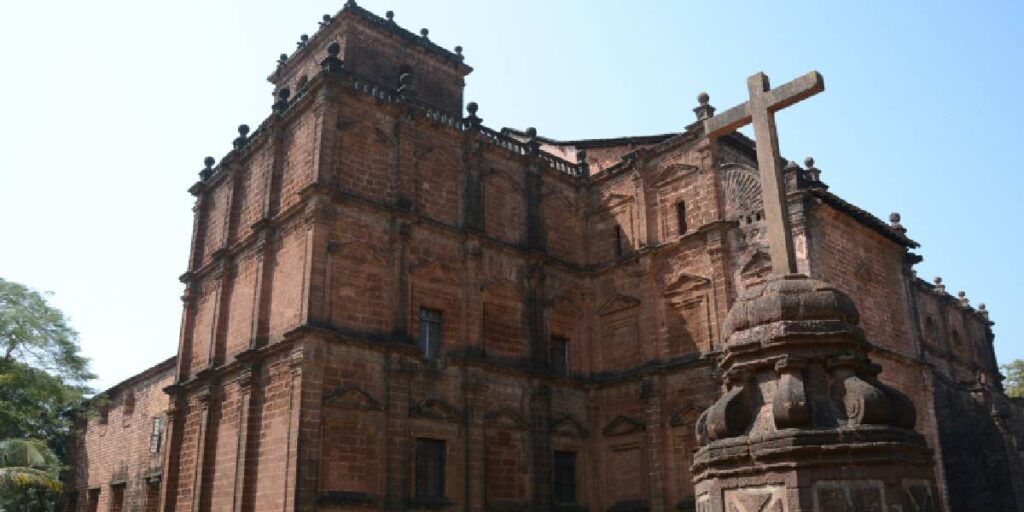 basilica of bom jesus in goa