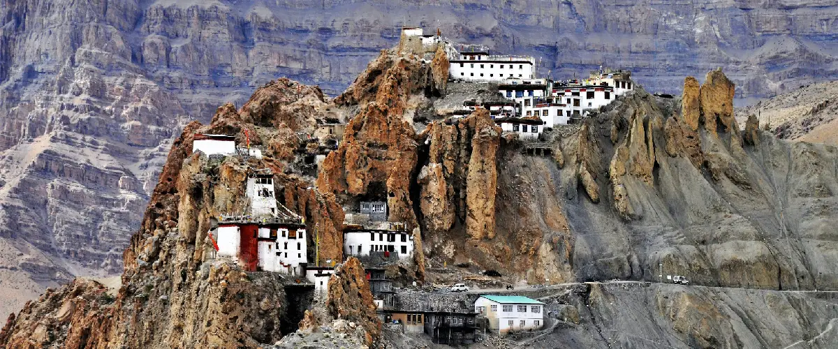 spiti-valley-dhankar-monastery