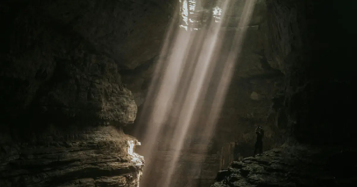 Kodaikanal, Guna Caves