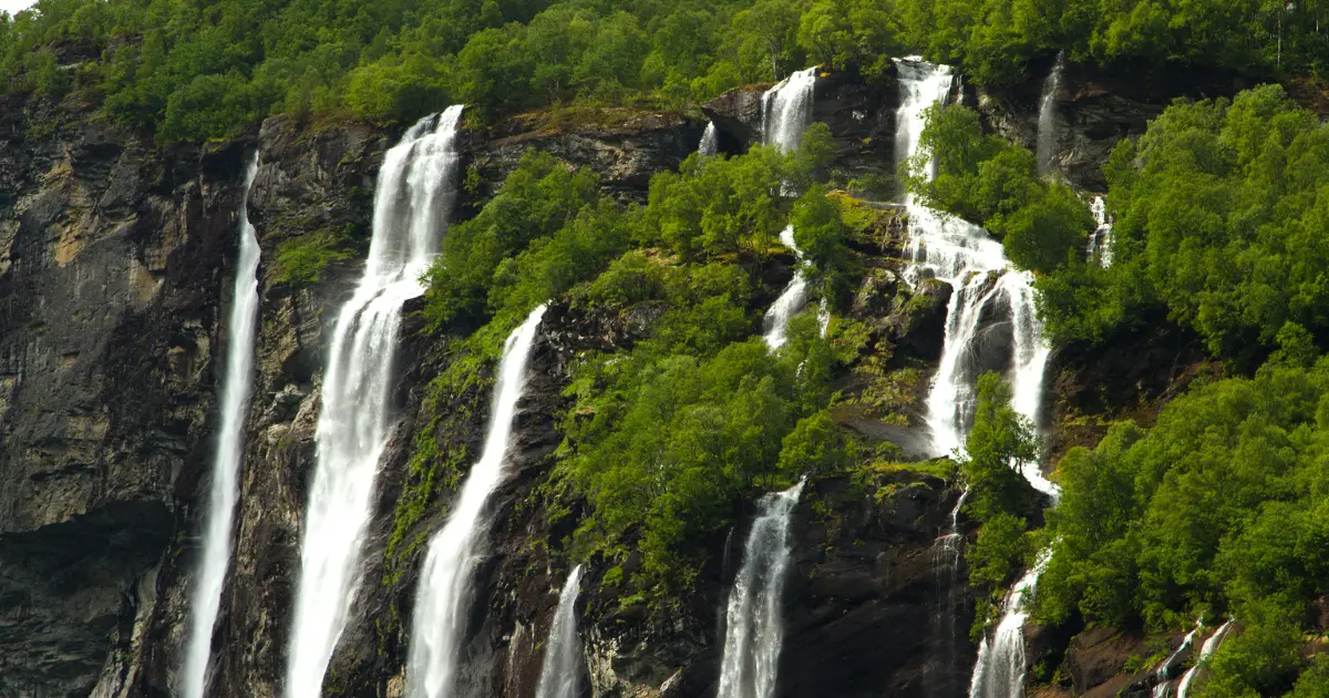 seven-sisters-falls-meghalaya