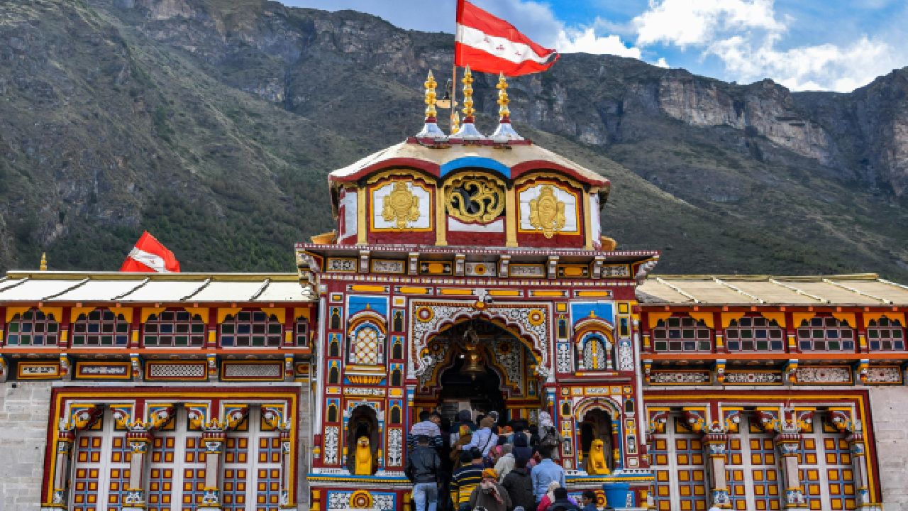 Top 10 Places To Visit in Uttarakhand in 2025 7 Badrinath