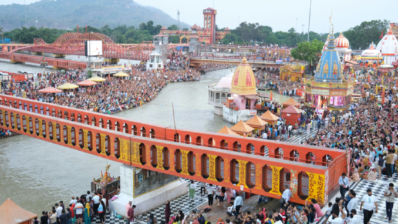 Top 10 Places To Visit in Uttarakhand in 2025 3 Haridwar image